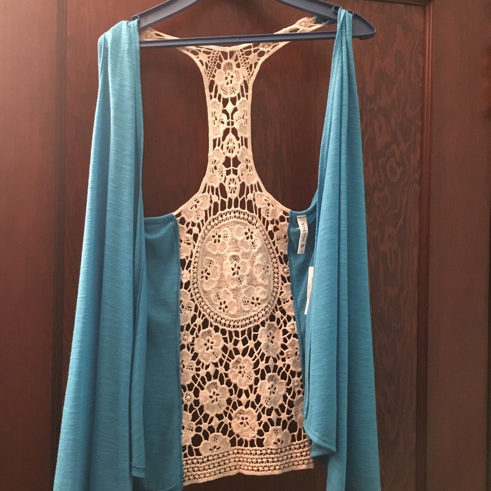 Fill Tilt Wrap Shawl